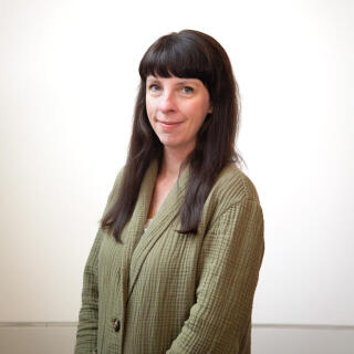 Jennifer Lang headshot